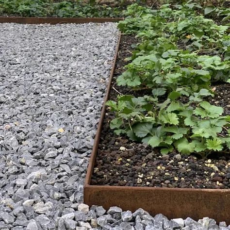 Bordure de jardin angle supperieur aplati  Acier corten