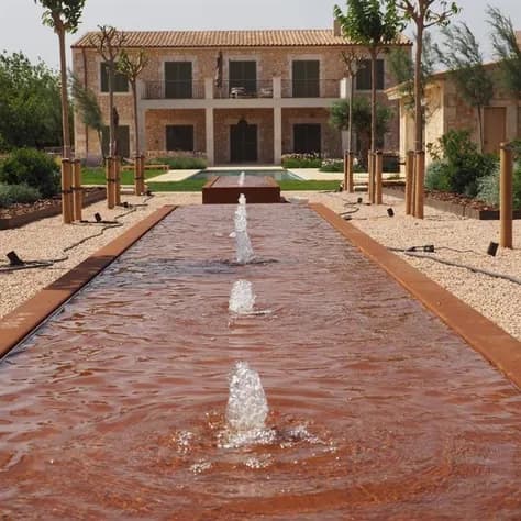Tables d'eau standard Acier corten